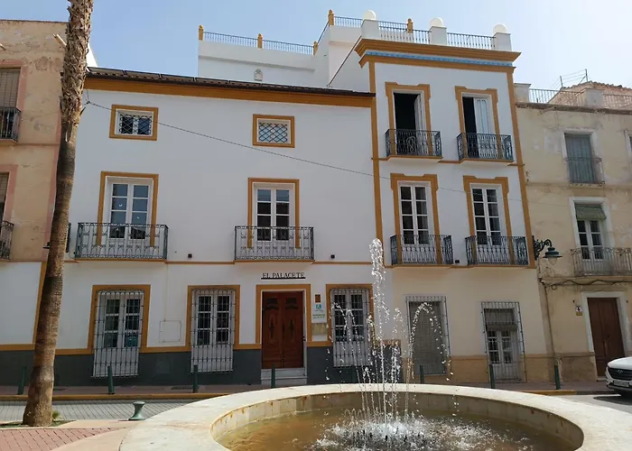 El Palacete De Cuevas